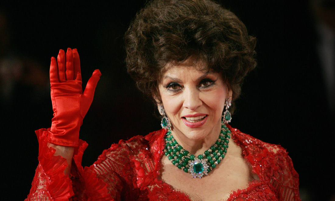 Addio a Gina Lollobrigida, la «bersagliera» del cinema italiano