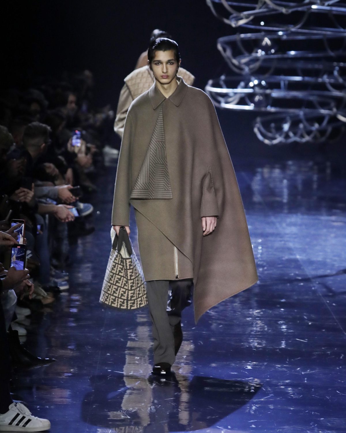 Galleria foto 'Milano Moda Uomo: Fendi «after dark»' - foto 10