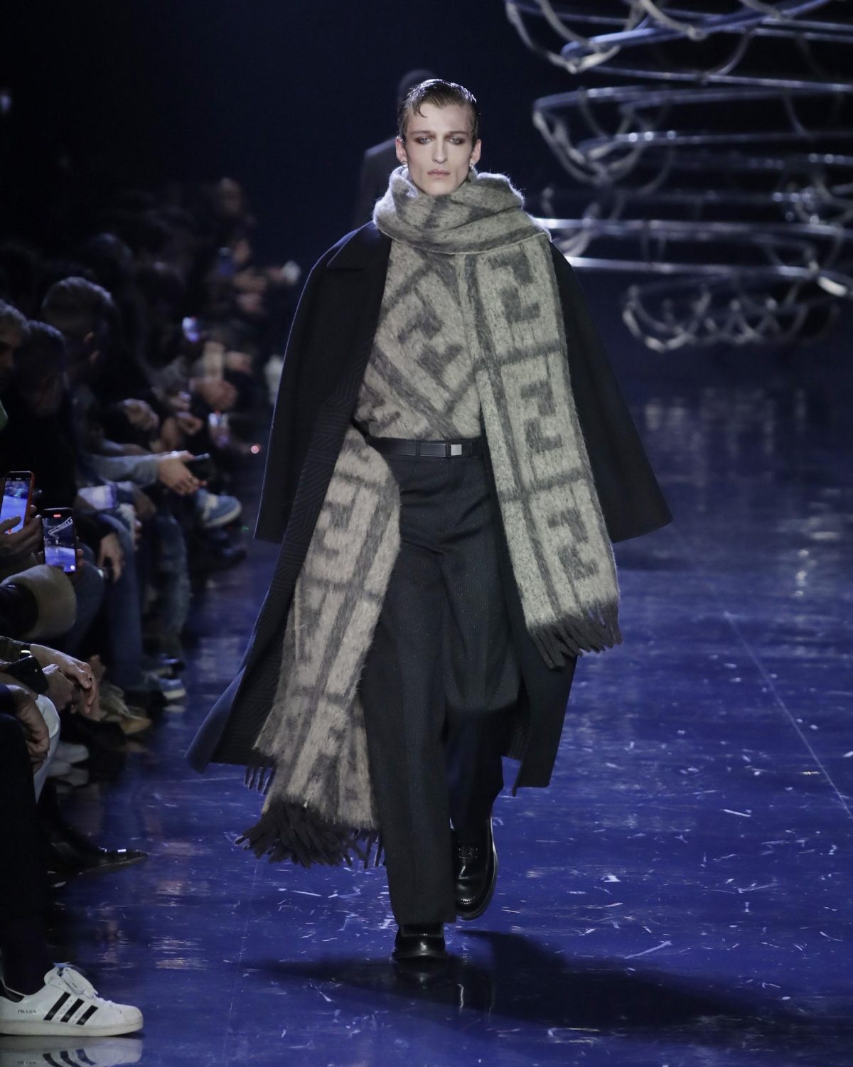 Galleria foto 'Milano Moda Uomo: Fendi «after dark»' - foto 7