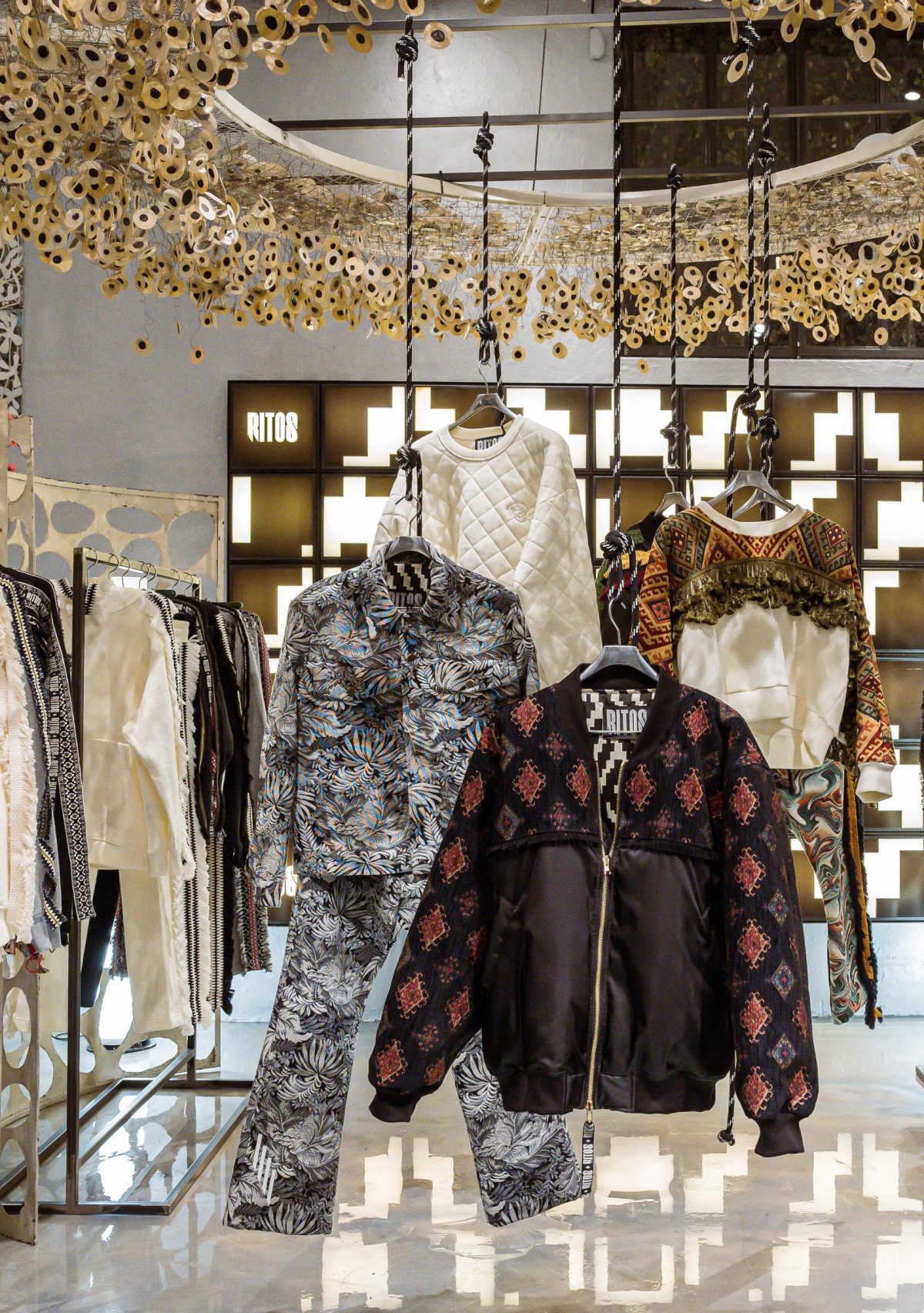 Galleria foto 'Milano Moda Uomo: l’avventurosa e raffinata ribellione dell’avere il proprio stile' - foto 12