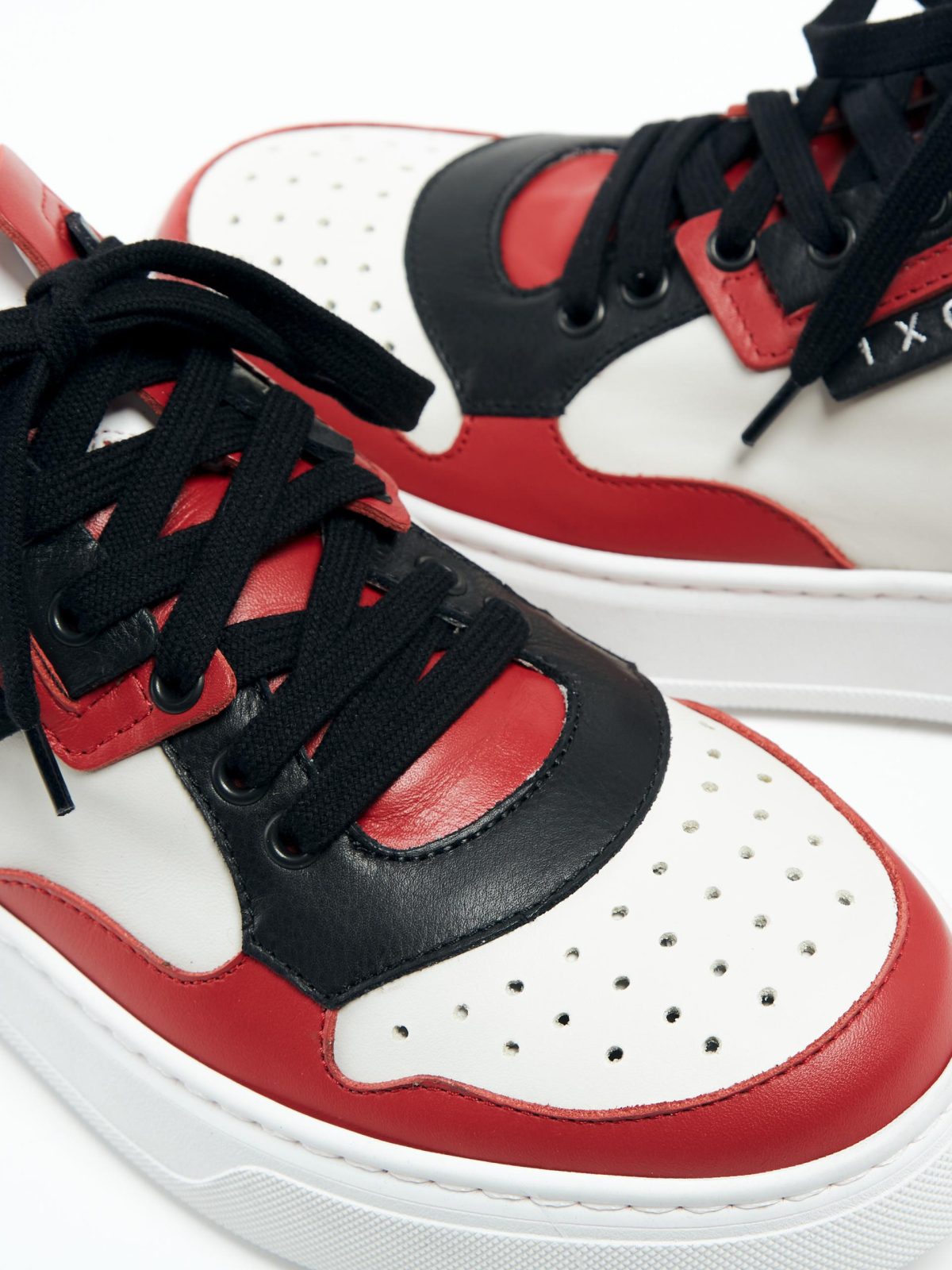 Galleria foto 'A Pitti Uomo debutta lo special project di Ixos X' - foto 9