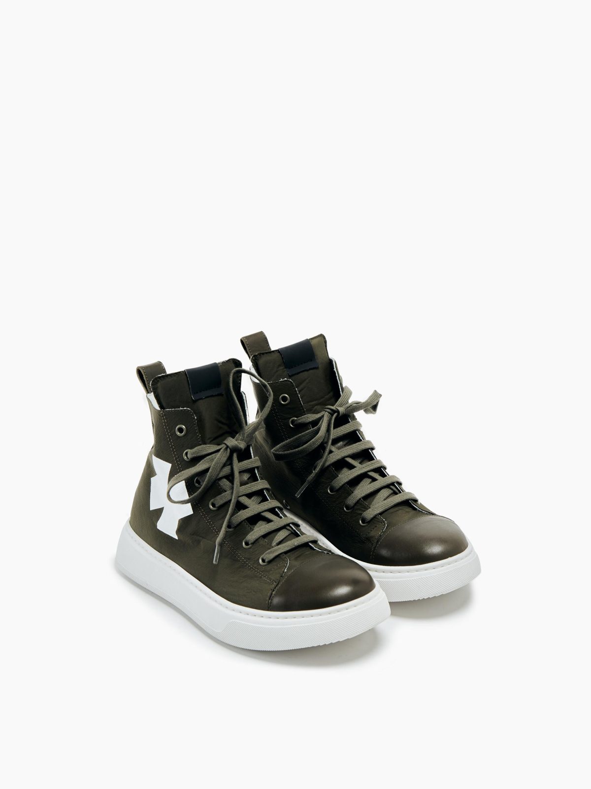 Galleria foto 'A Pitti Uomo debutta lo special project di Ixos X' - foto 8