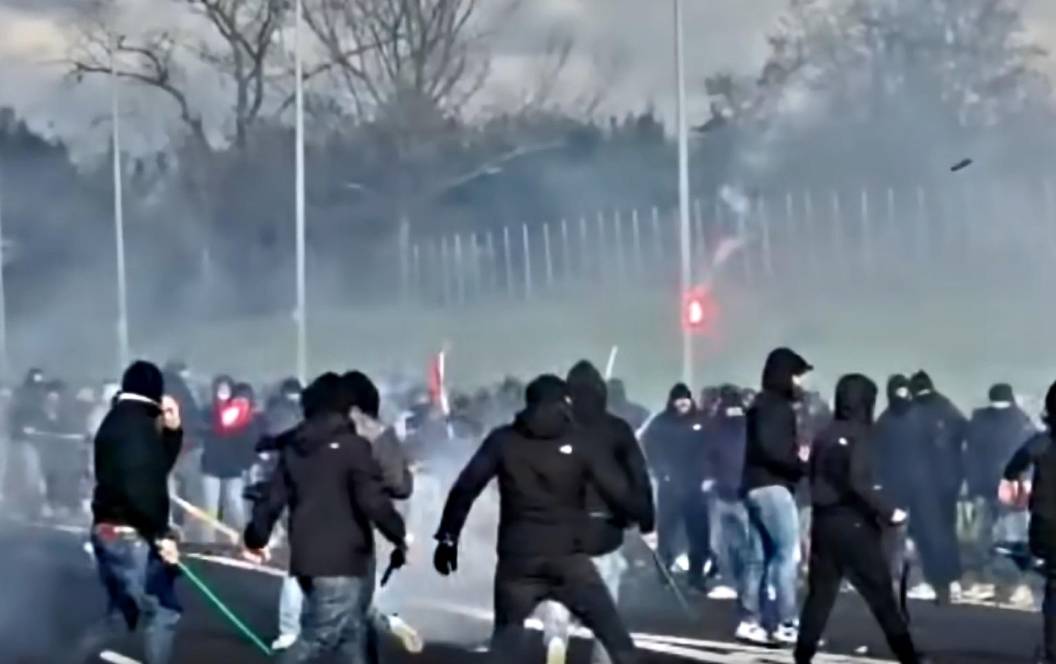 Il ritorno della violenza ultras Il ritorno della violenza ultras