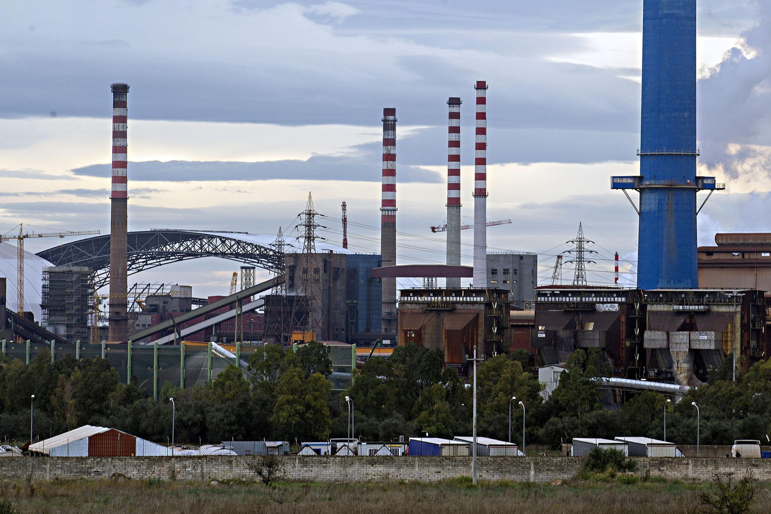 Ci raccontano che nel 2030 l’Ilva sarà bellissima senza dirci però come sarà il 2023