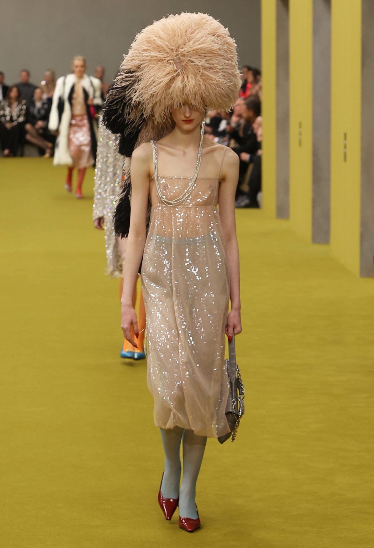 Galleria foto 'Milano Moda Donna: il lessico familiare di Gucci' - foto 11