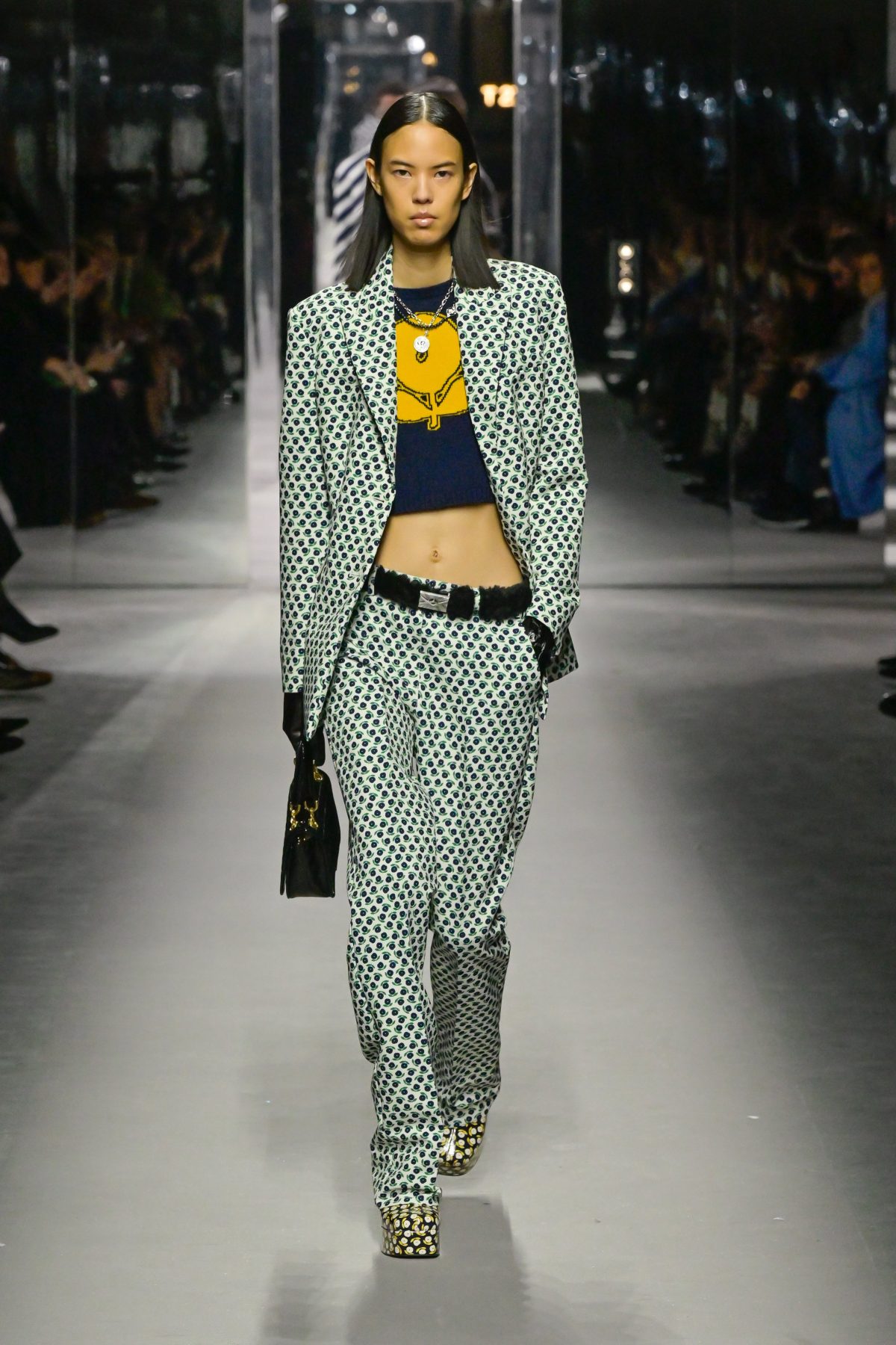 Galleria foto 'Milano Moda Donna: anime diverse, romantiche, sensuali e ribelli' - foto 39