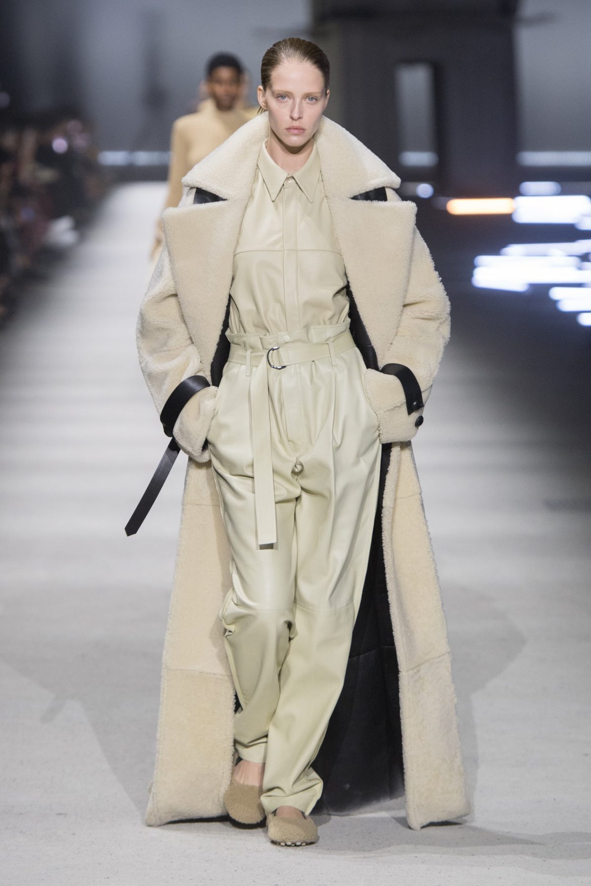 Galleria foto 'Milano Moda Donna: anime diverse, romantiche, sensuali e ribelli' - foto 9