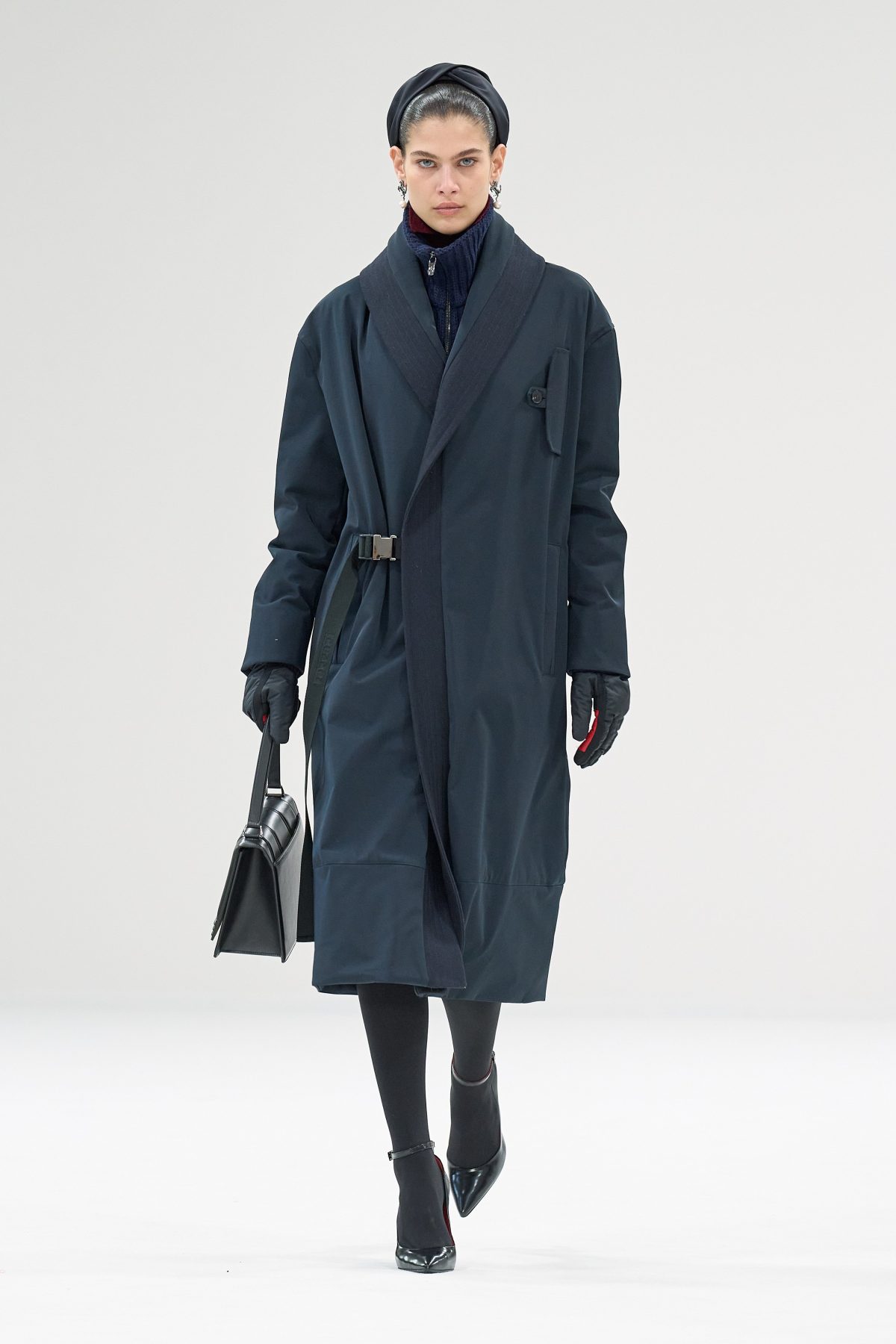 Galleria foto 'Milano Moda Donna: anime diverse, romantiche, sensuali e ribelli' - foto 3