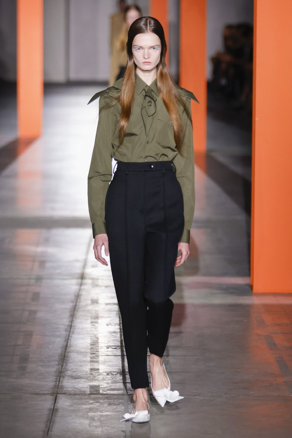 Galleria foto 'Milano Moda Donna: «Back to Basics» la poesia visionaria di Prada' - foto 11