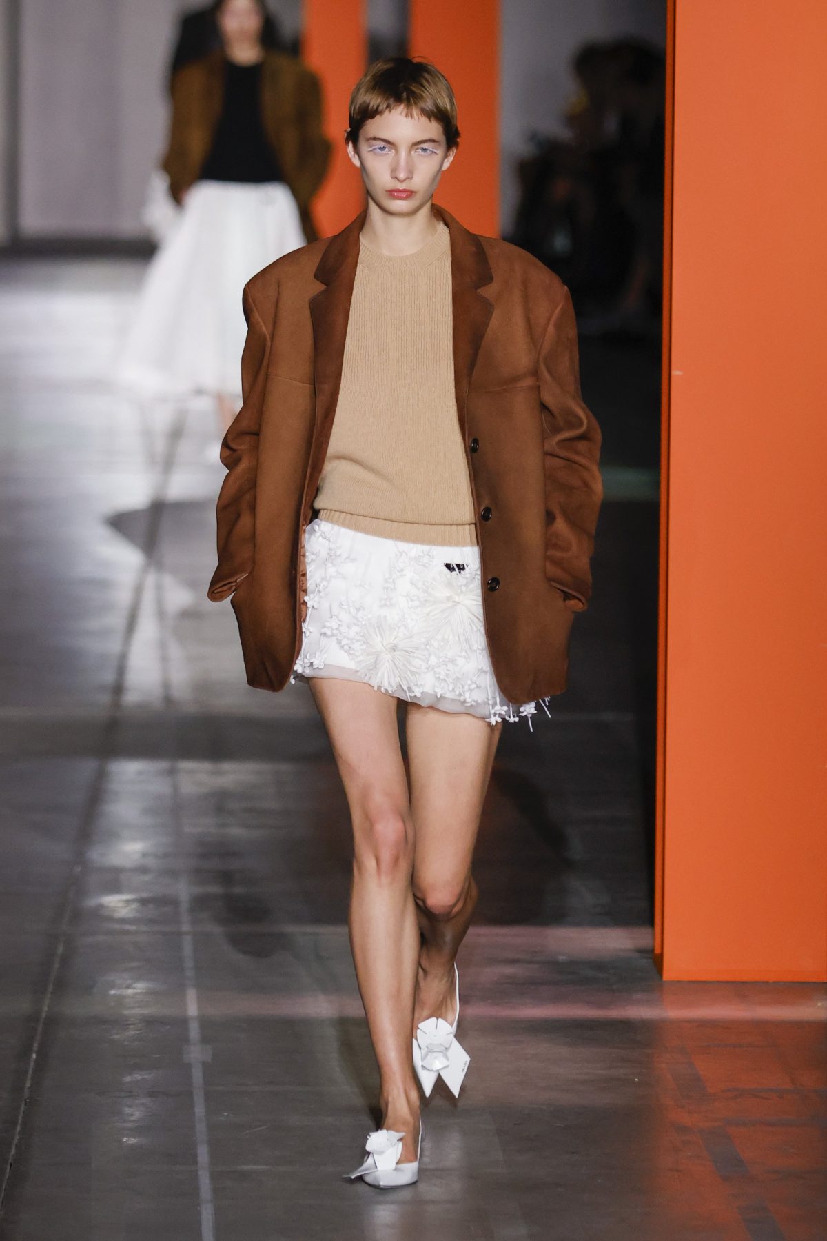 Galleria foto 'Milano Moda Donna: «Back to Basics» la poesia visionaria di Prada' - foto 9