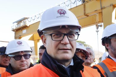 Rifiuti, mezzi pubblici, criminalità, degrado. La Roma di Gualtieri è un disastro