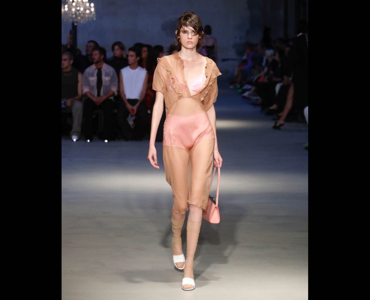 Galleria foto 'Trasparenze e seduzione' - foto 4