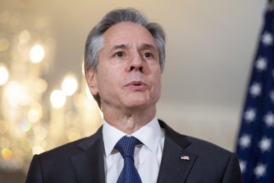 Blinken: «Pechino pronta a fornire armi a Mosca»