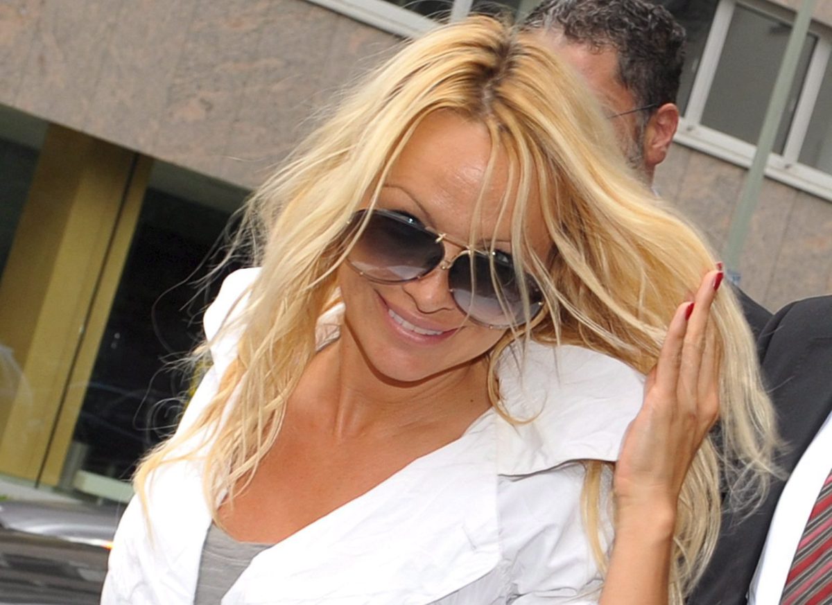 Galleria foto 'E Pamela Anderson ci «spezza il cuore» su Netflix' - foto 2