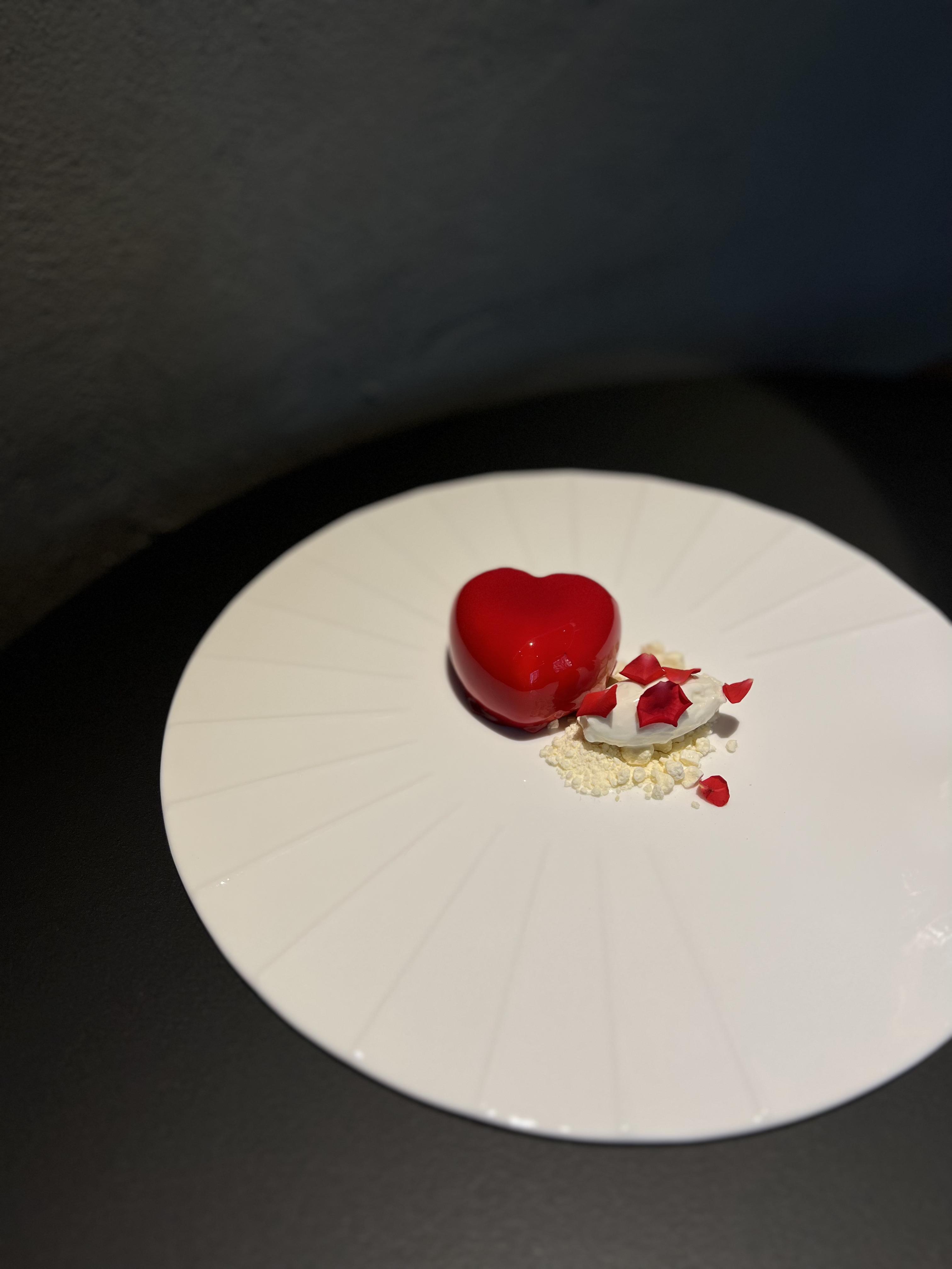 San Valentino tra chef stellati e cene in casa