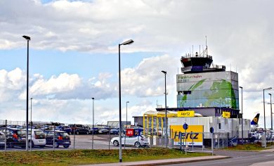 Altro che embargo; un oligarca russo si compra un aeroporto, in Germania