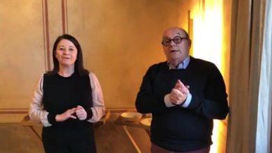 Le pillole di galateo di Petra e Carlo: viaggio nelle ceramiche italiane