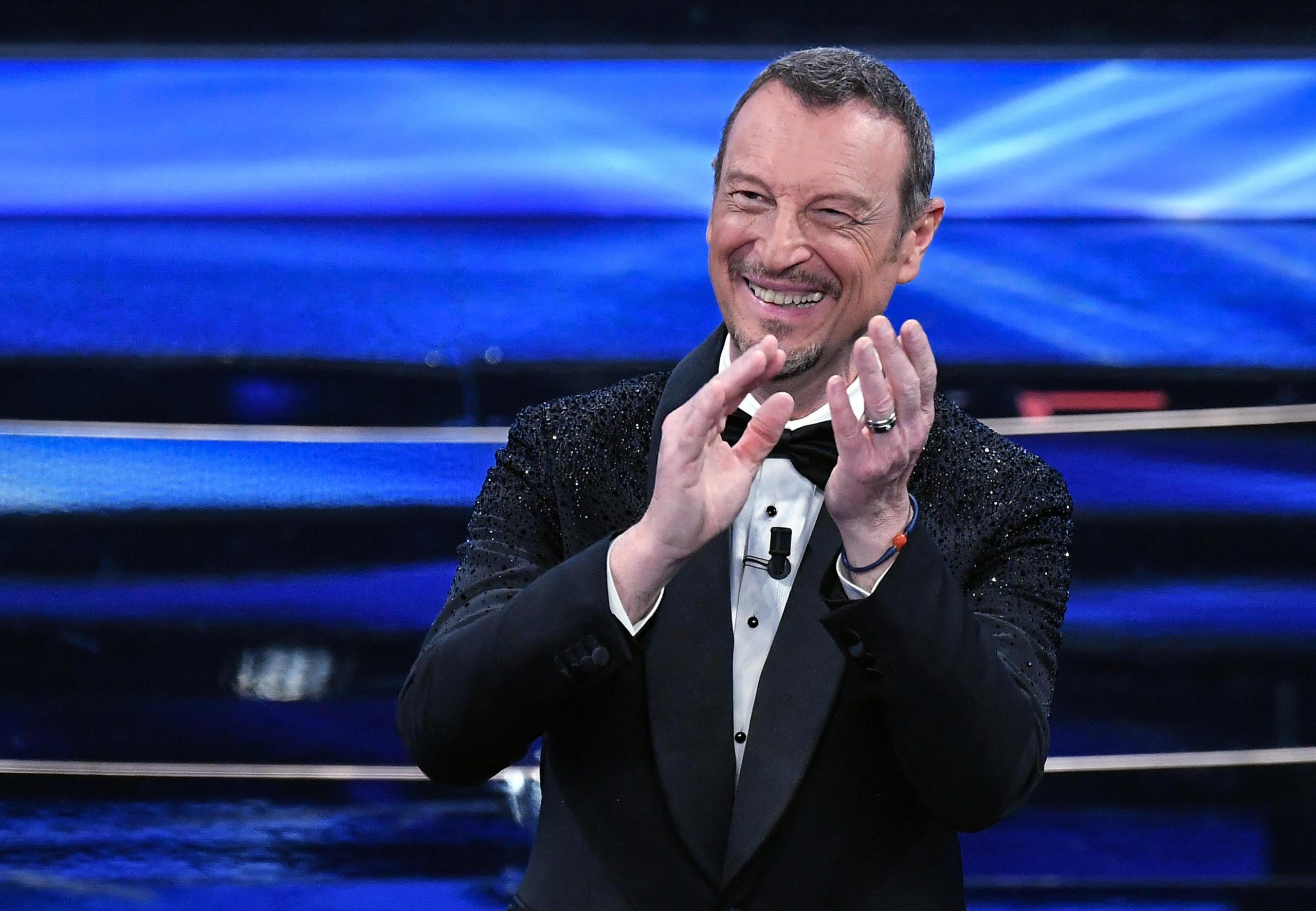 La Rai canta vittoria con Sanremo: attesi incassi per 50 milioni. Fra gli sponsor sale Generali, scende Tim