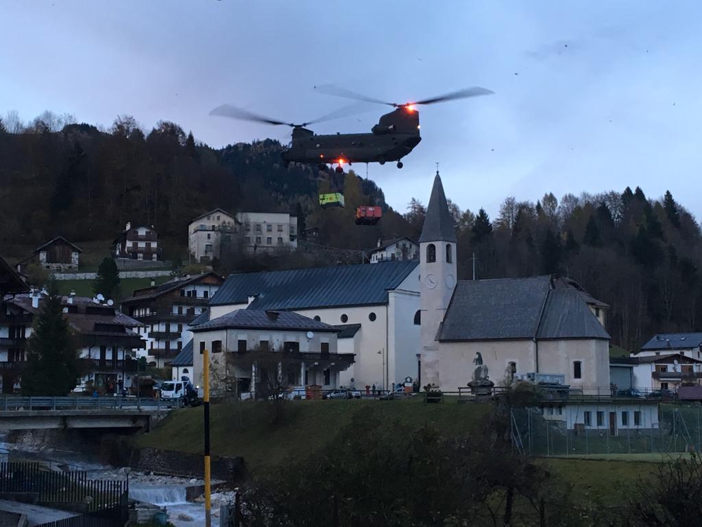 L’Esercito festeggia i 50 anni (di uso) del Chinook L’Esercito festeggia i 50 anni (di uso) del Chinook