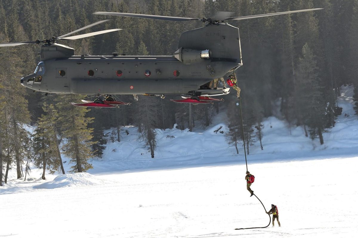 Galleria foto 'L’Esercito festeggia i 50 anni (di uso) del Chinook' - foto 5