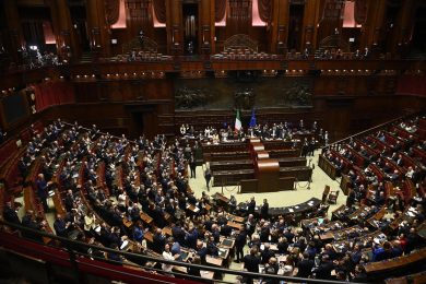 Finanziamenti alla politica e contributi senza nome