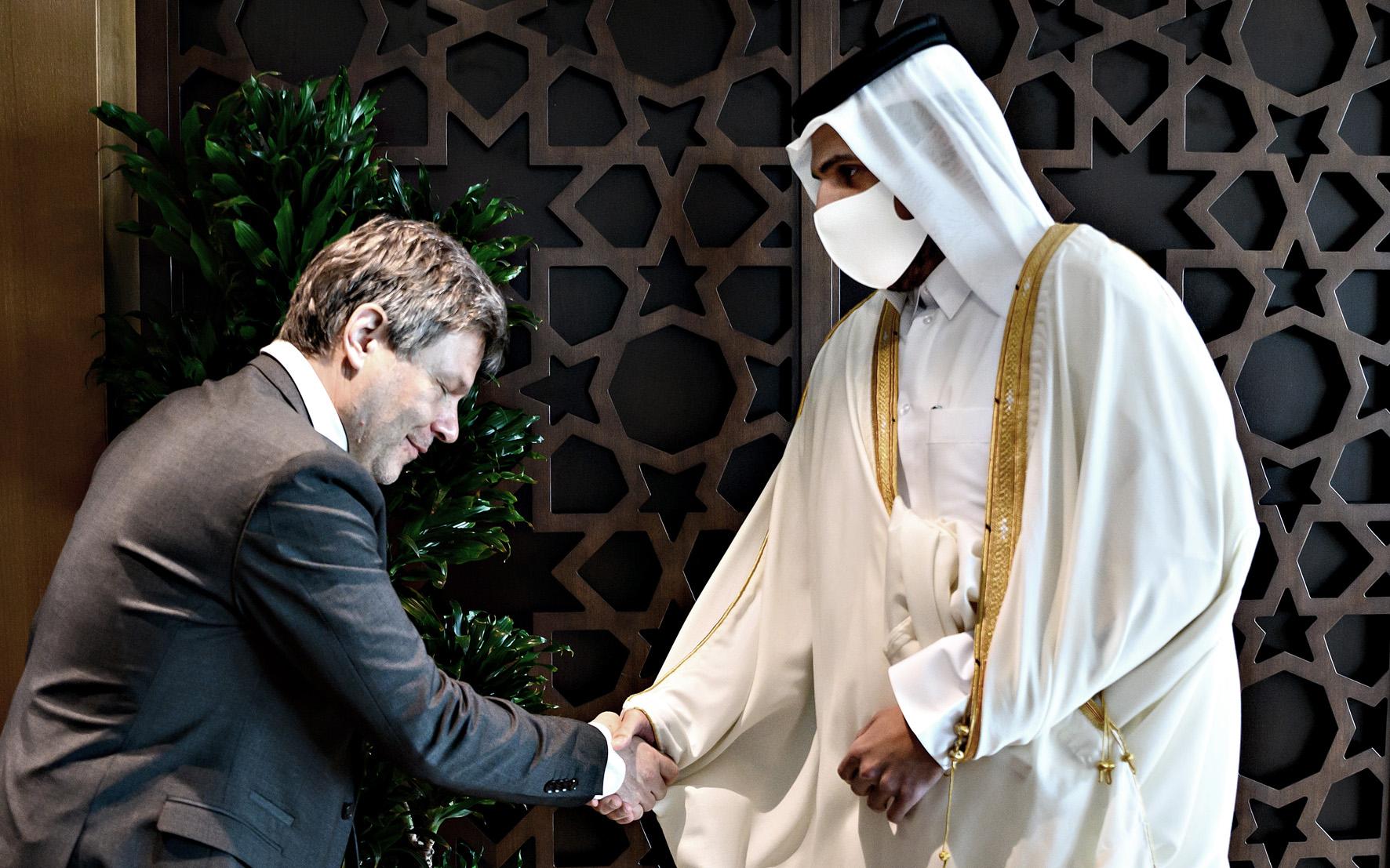 E Doha fa shopping anche in Germania