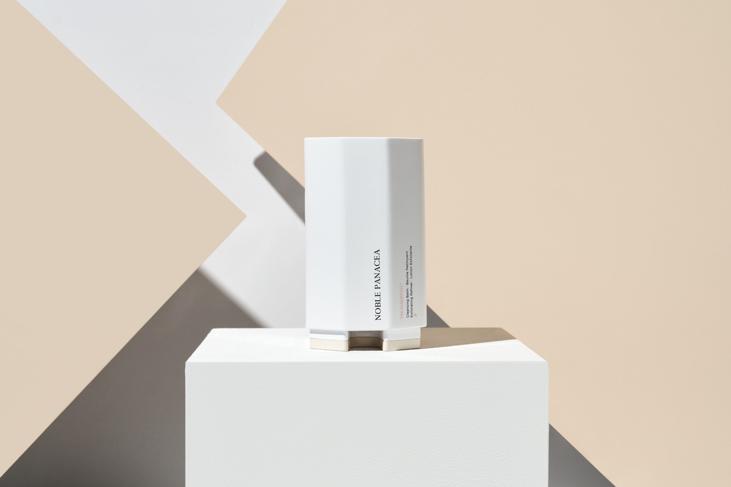 Noble Panacea, la scienza a servizio della bellezza Noble Panacea, la scienza a servizio della bellezza