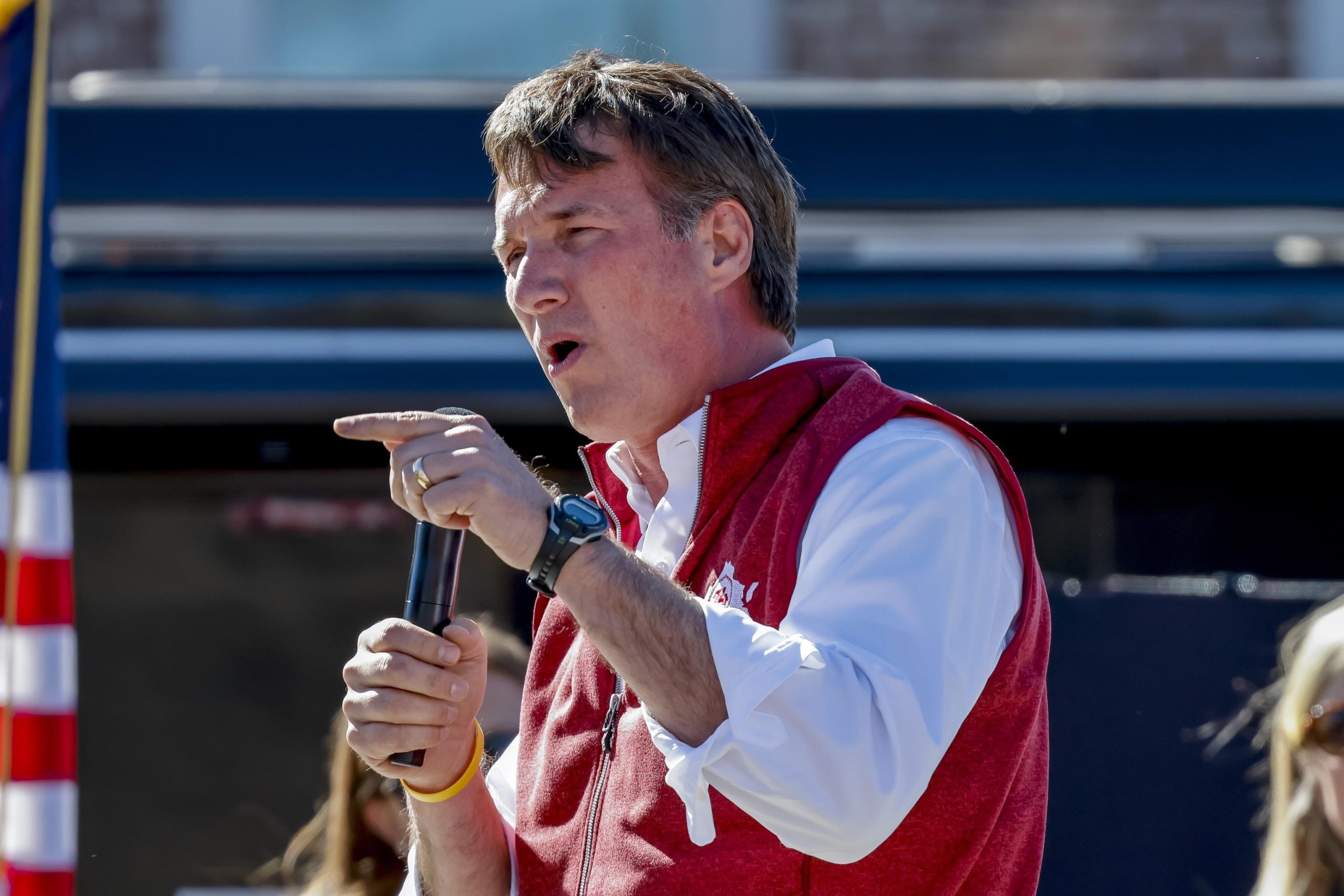 Occhio a Glenn Youngkin: il trumpista democristiano che sogna la Casa Bianca