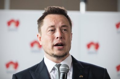 Intelligenza artificiale, Musk: «E’ un rischio per l’umanità»