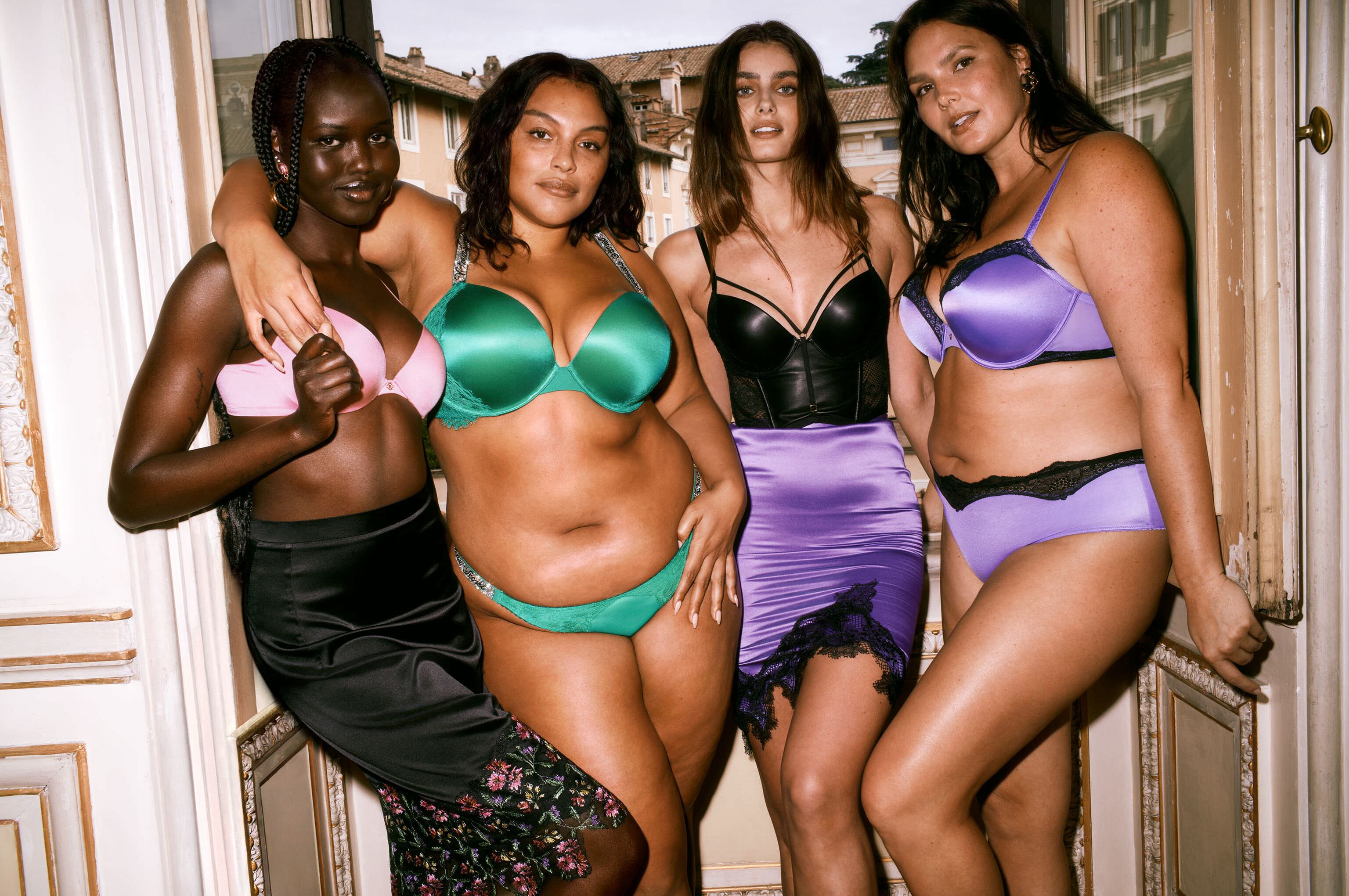 Victoria’s Secret presenta la sua nuova linea di reggiseni Victoria’s Secret presenta la sua nuova linea di reggiseni