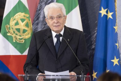 Mattarella: «Contro il conflitto in Ucraina serve una risposta unitaria»