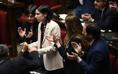 Il primo «duello» alla Camera tra Schlein e Meloni che non c’è stato