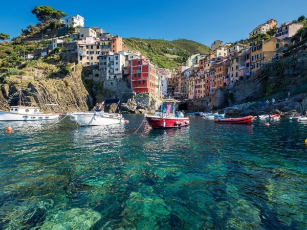 La Pasqua più “cool”? In barca alle Cinque Terre