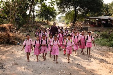 Con Banca Generali più scuola per tutti: Guindani cattura in uno scatto i diritti negati di 250 mln di bambini