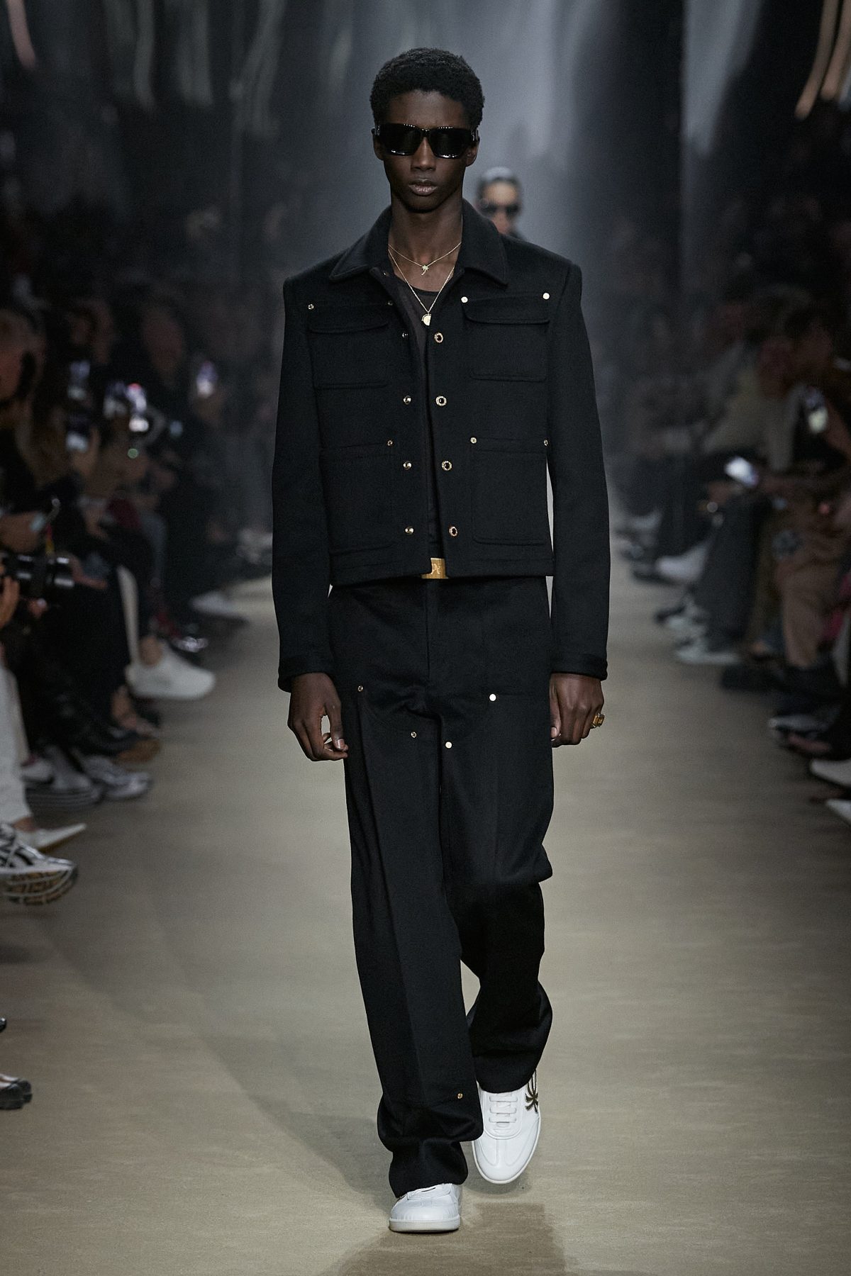 Galleria foto 'Paris Fashion Week: torniamo a parlare di vestiti' - foto 14