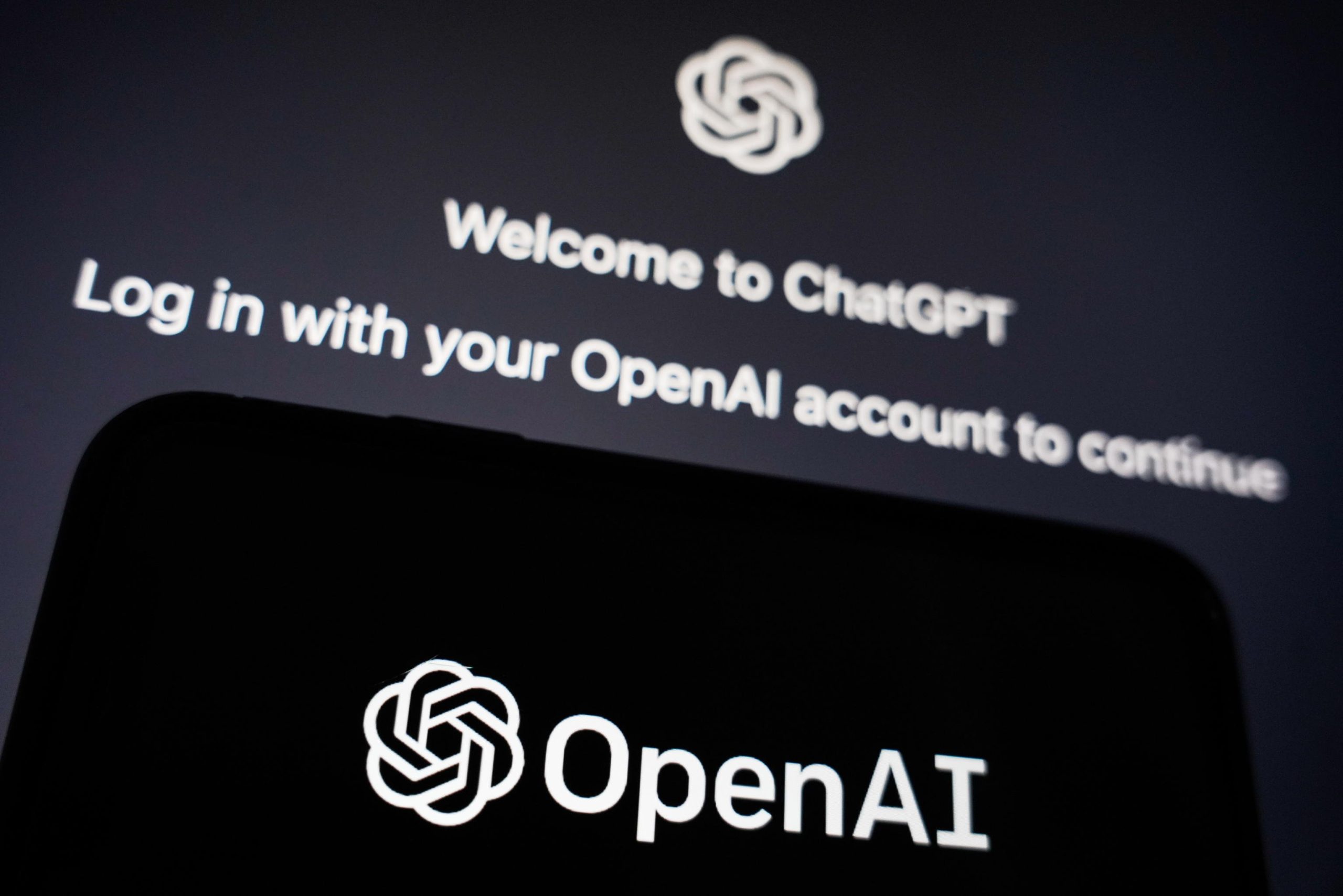 ChatGPT è di nuovo disponibile in Italia