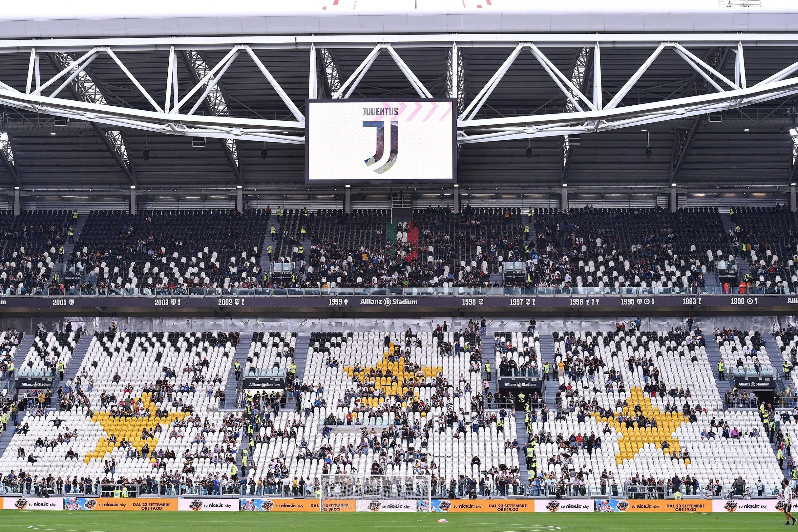 Razzismo, la curva Juventus riaperta per un ritardo della Procura Figc