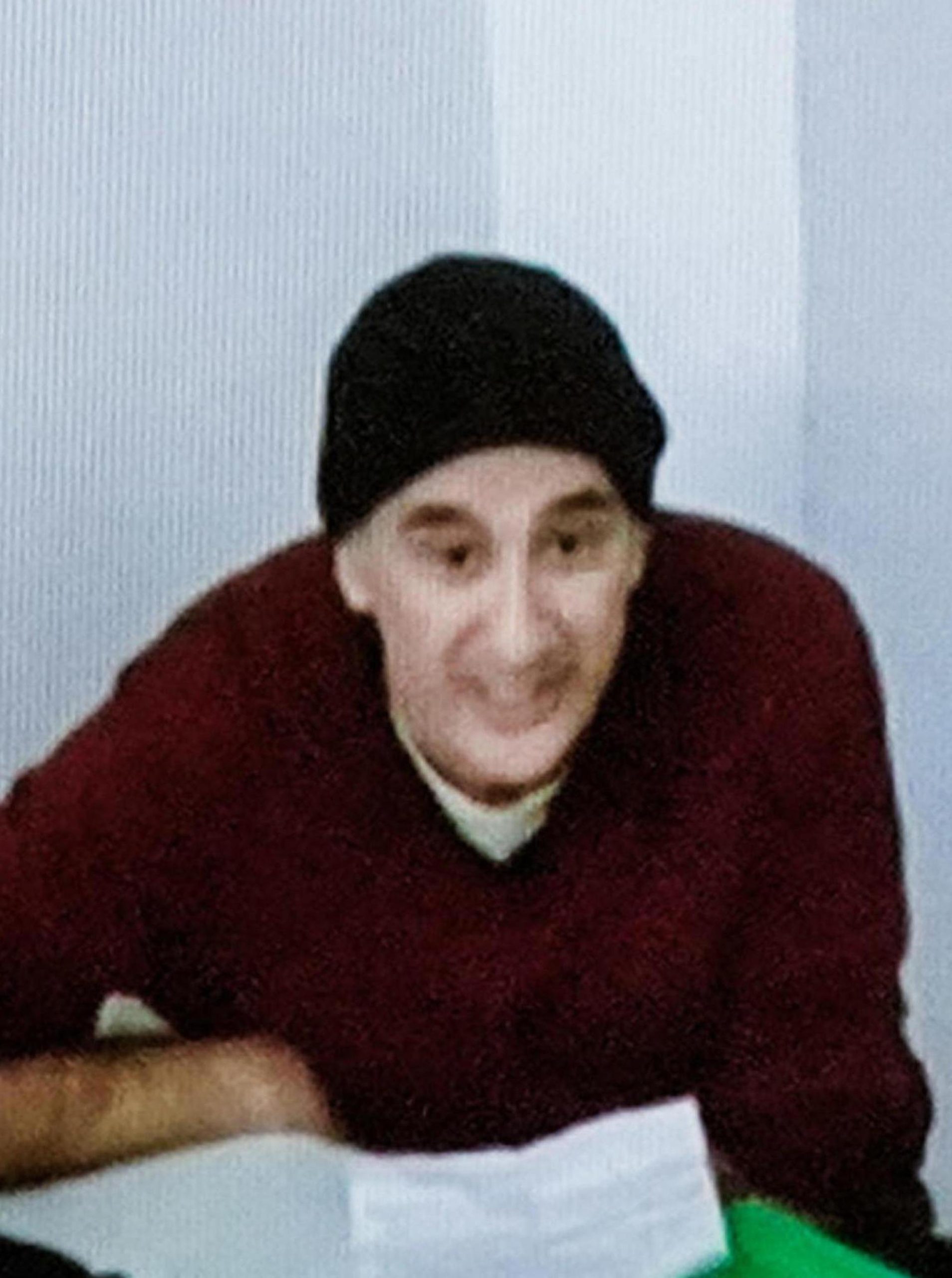 Cospito interrompe lo sciopero della fame Cospito interrompe lo sciopero della fame