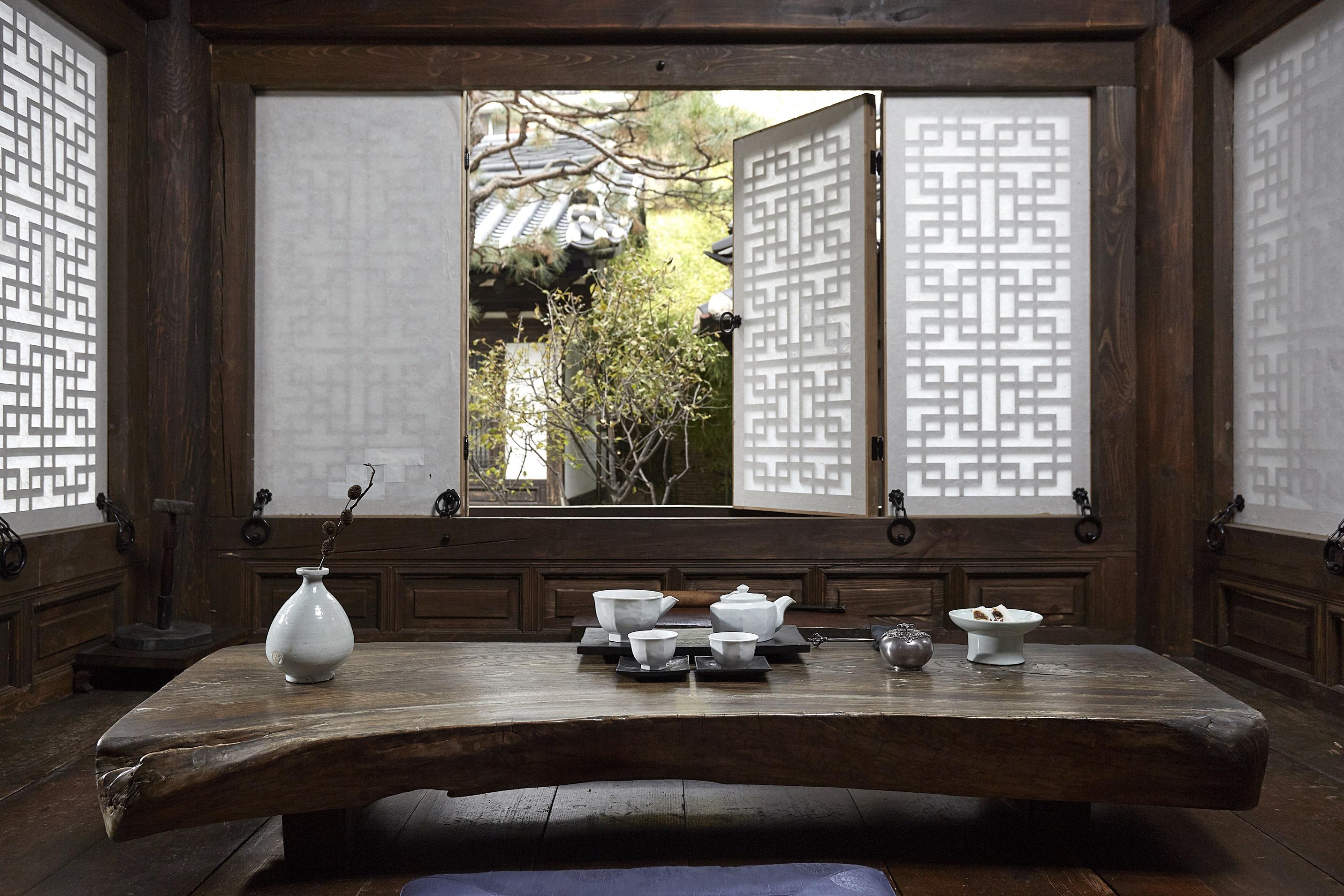 Tra storia e natura: a Seoul l’alloggio più desiderato è quello negli hanok Tra storia e natura: a Seoul l’alloggio più desiderato è quello negli hanok