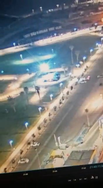 Attentato a Tel Aviv, auto sulla folla. Ucciso turista italiano | video
