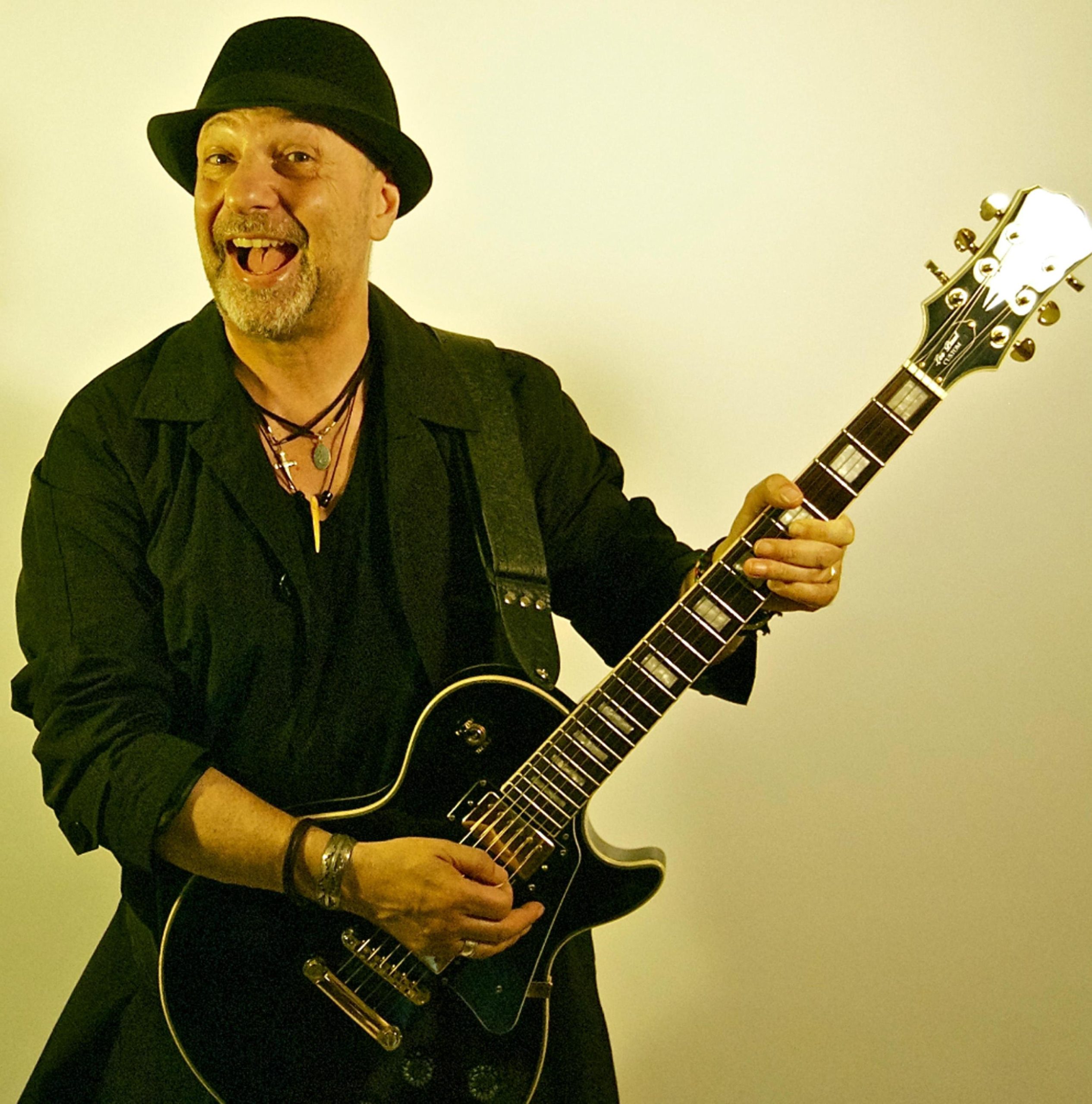 Sergio Caputo: Un sabato italiano è un folgorante ritratto degli anni Ottanta