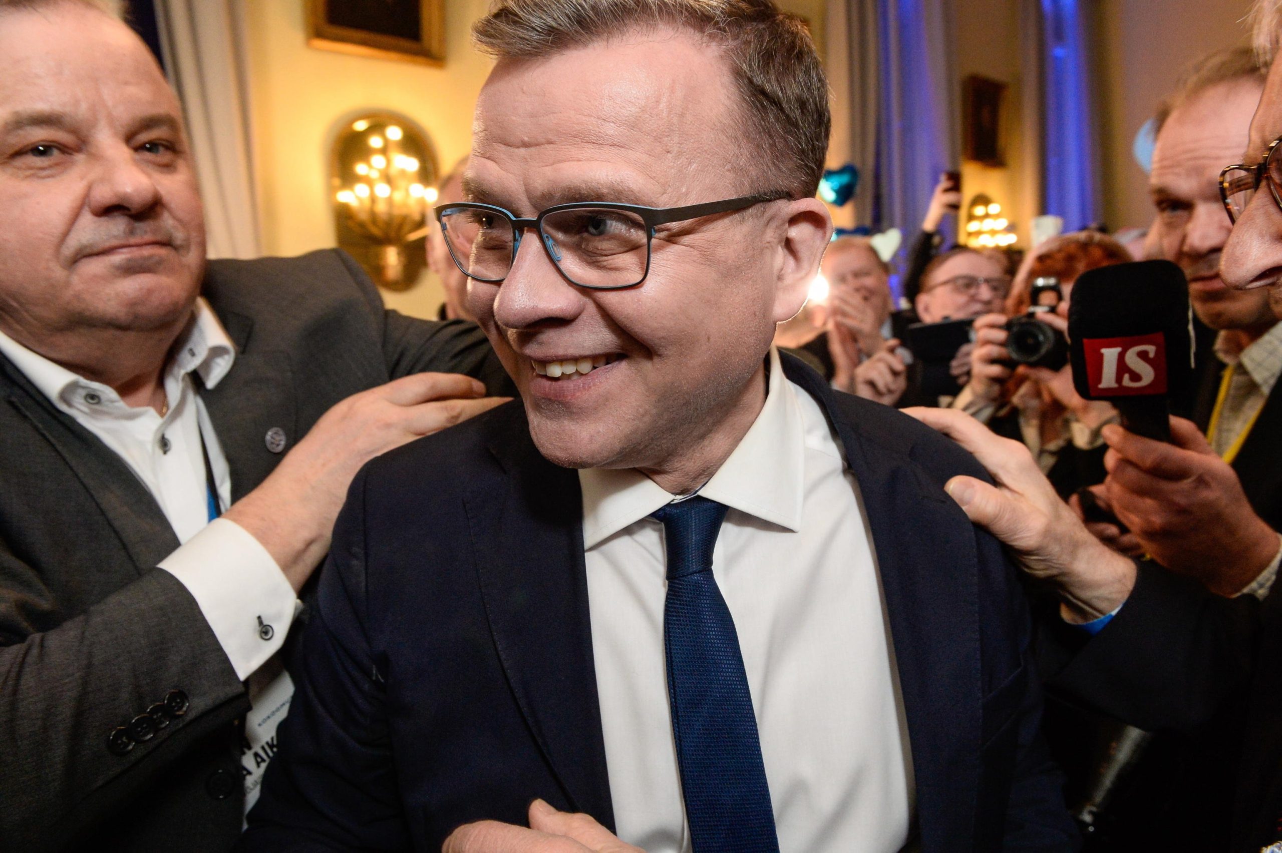 Elezioni in Finlandia; vince il centrodestra. Solo destra Sanna Marin Elezioni in Finlandia; vince il centrodestra. Solo destra Sanna Marin