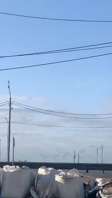 Antiaerea russa in azione contro i droni a Mosca | video