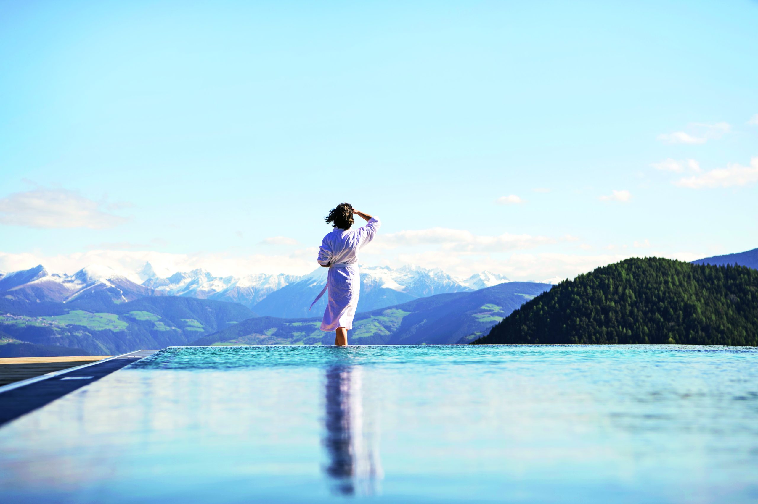 Un tuffo dove l’acqua è più blu