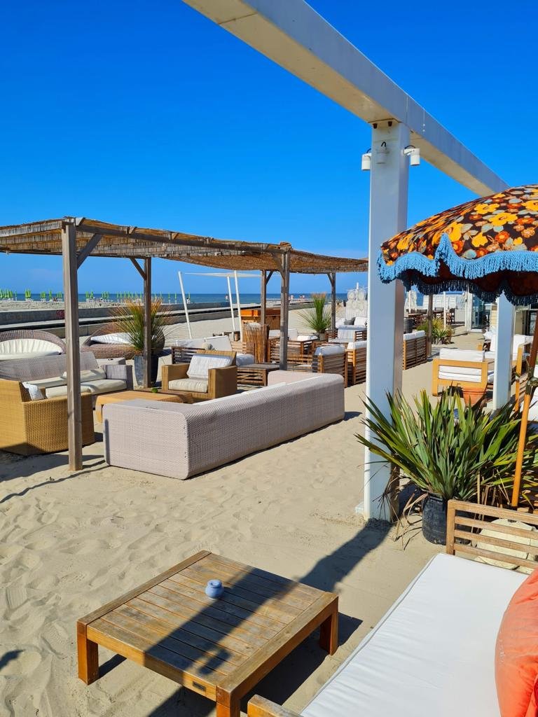 L’Emilia Romagna si rialza. La costa pronta ad accogliere i turisti per il ponte del 2 giugno L’Emilia Romagna si rialza. La costa pronta ad accogliere i turisti per il ponte del 2 giugno