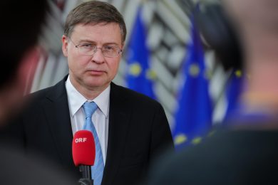 Pnrr, Dombrovskis: «Italia sul Pnrr può ancora farcela»