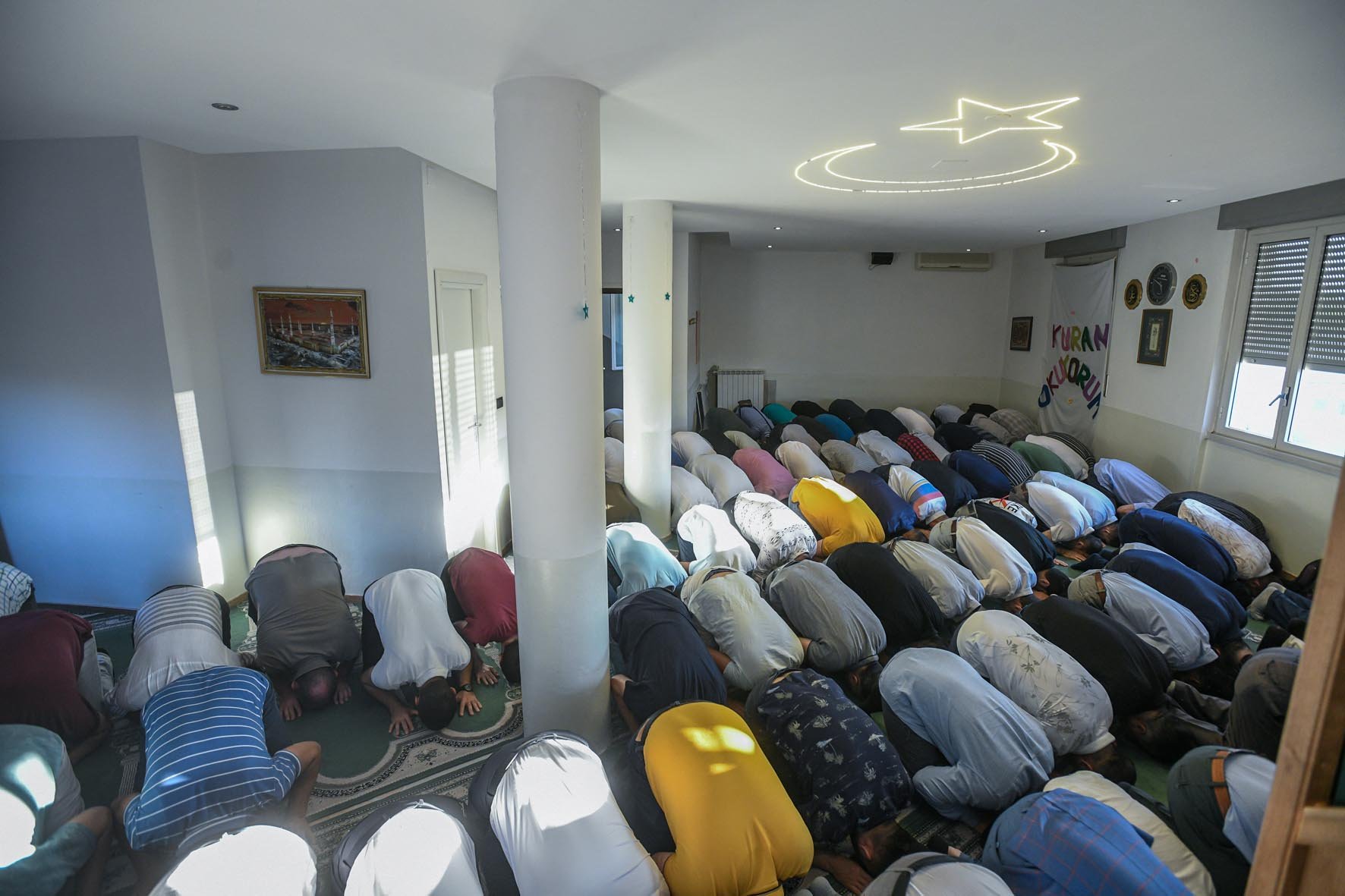 Piccole moschee crescono Piccole moschee crescono