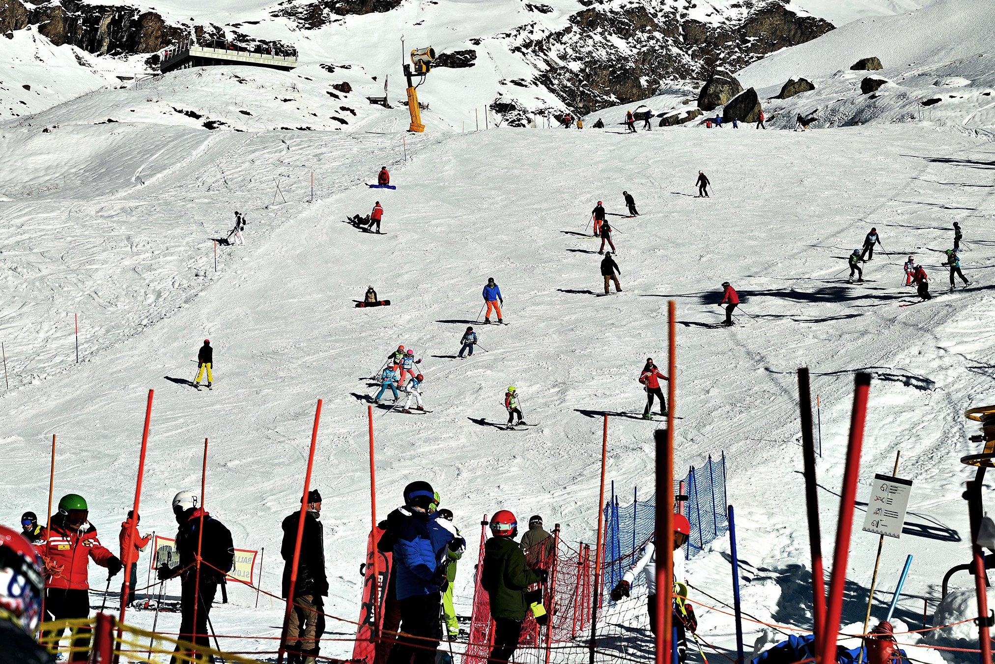 Sci, crisi finita: boom di presenze nell’inverno 2023 Sci, crisi finita: boom di presenze nell’inverno 2023