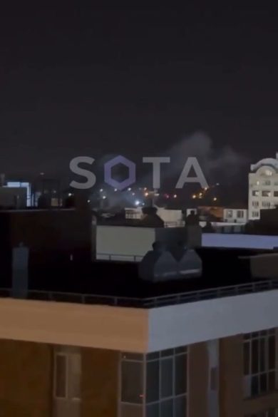 Attacchi nella notte contro il palazzo della Polizia Russa a Belgorod | video