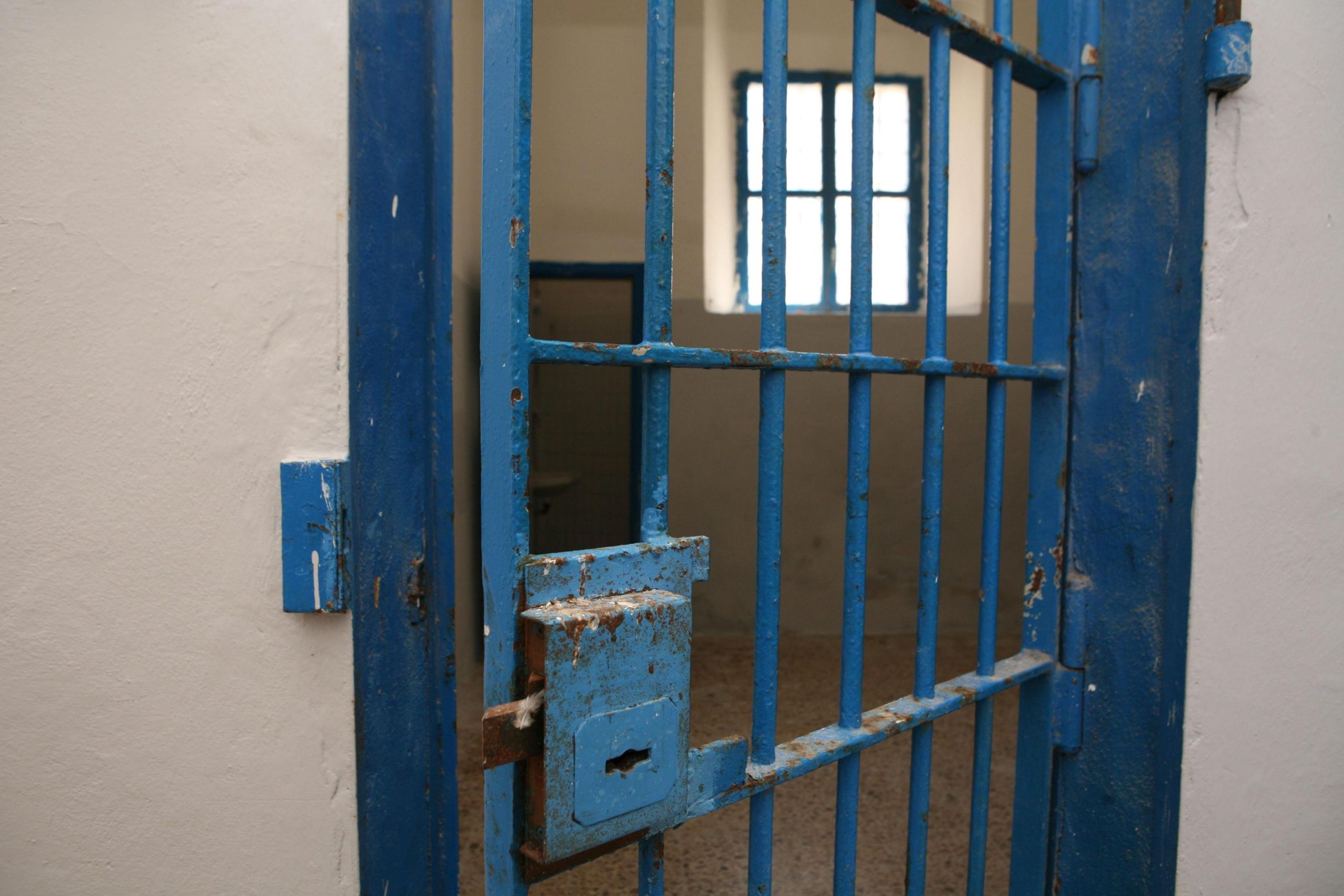 Lodo Moro: Abu Anzeh Saleh fu trasferito a Pianosa e picchiato al punto da rompergli una costola Lodo Moro: Abu Anzeh Saleh fu trasferito a Pianosa e picchiato al punto da rompergli una costola